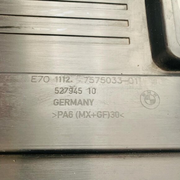 2007-2010 BMW X3 E83 N51 3.0L I28 Engine Motor Cover Trim OEM Genuine - Picture 7 of 12